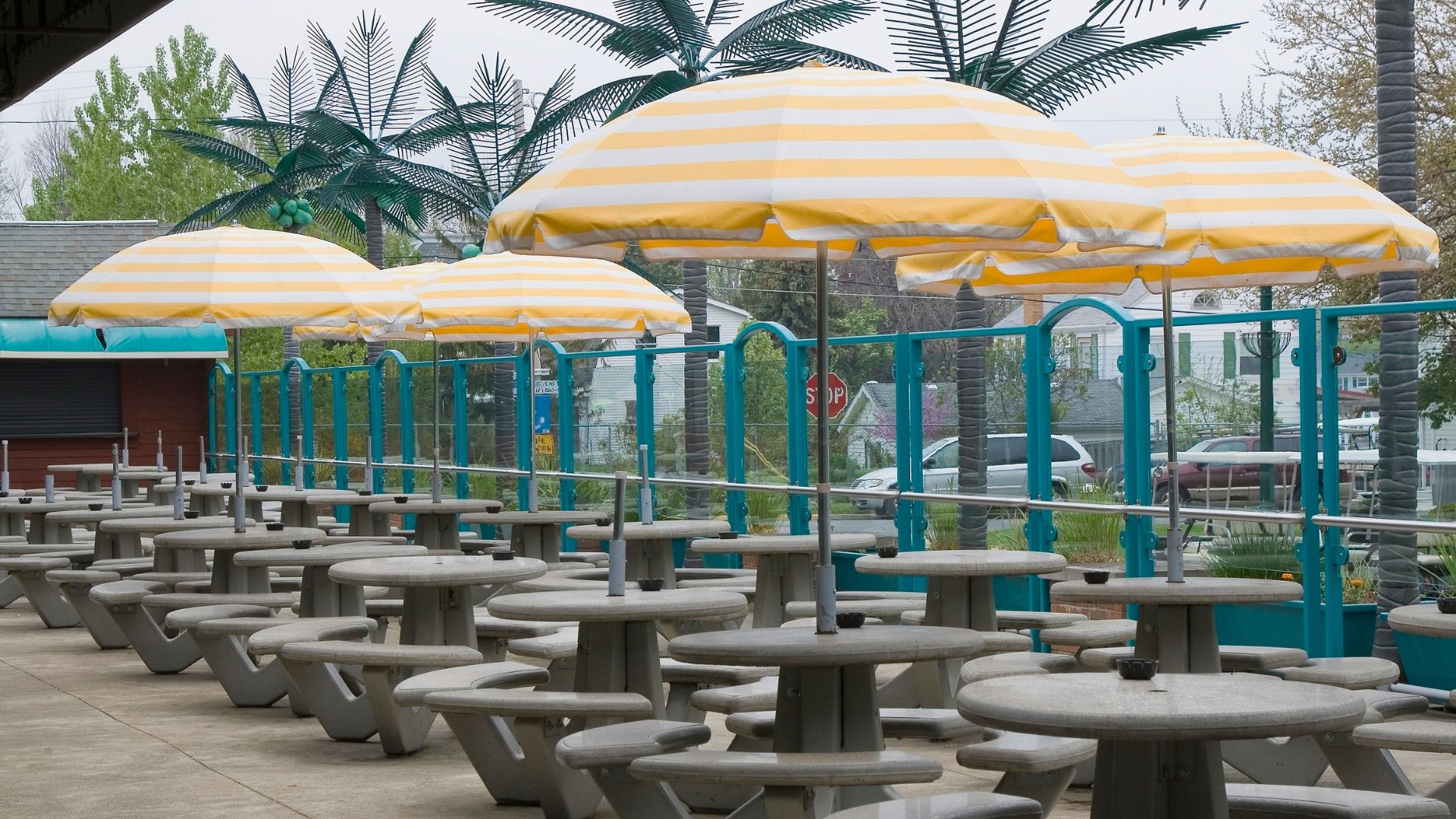 Top 10 Budget Eateries for Students Abroad in 2025